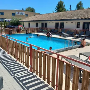 2* Hotel Le Clos La Verdiere
