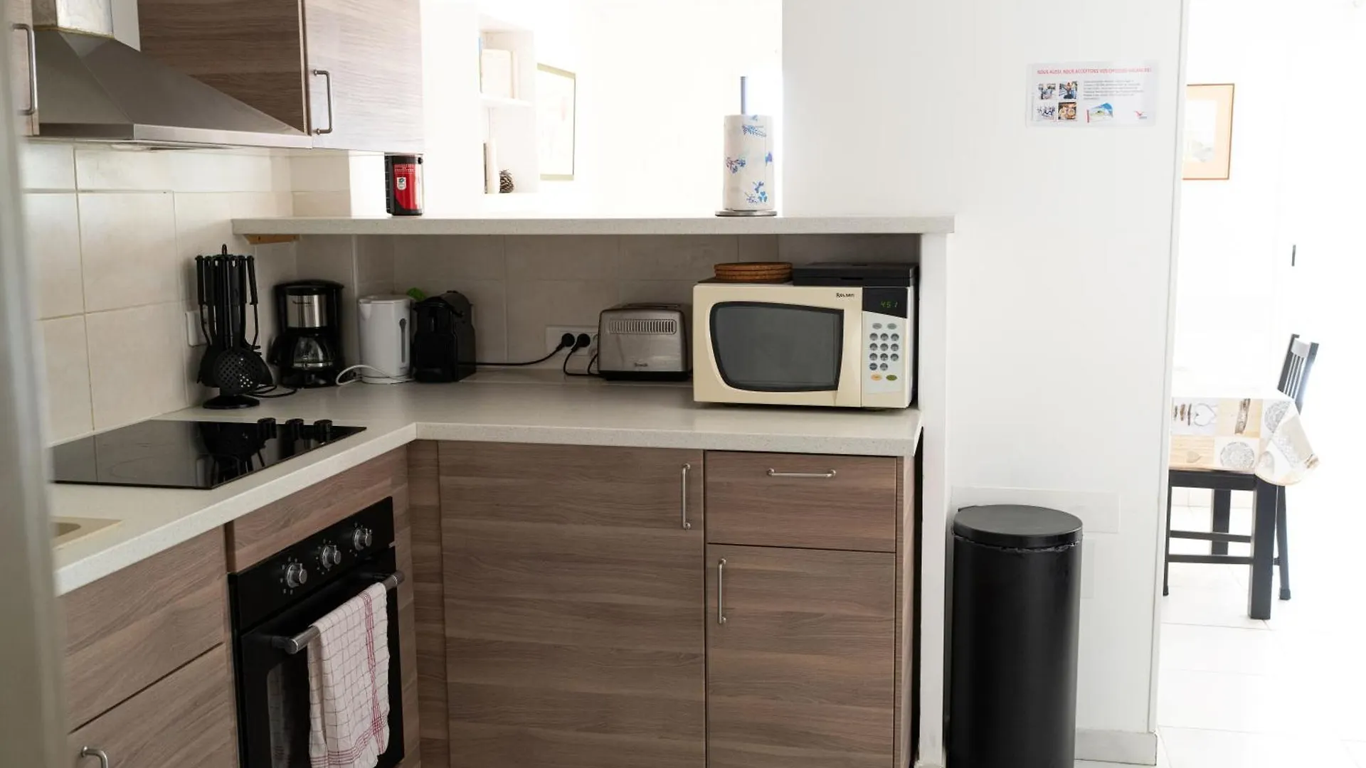 Holiday home Gites Velaux Ecureuil Et Pinede France